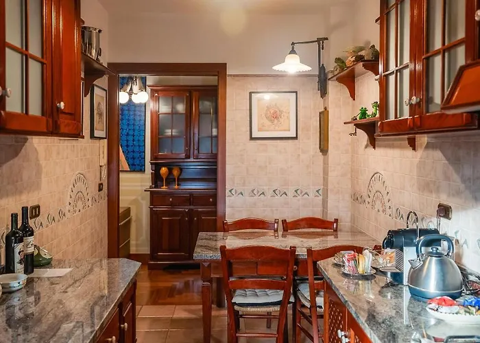 Regal House Navigatori 23 4* Roma