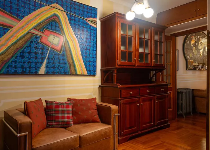 Casa de hóspedes Regal House Navigatori 23 4*