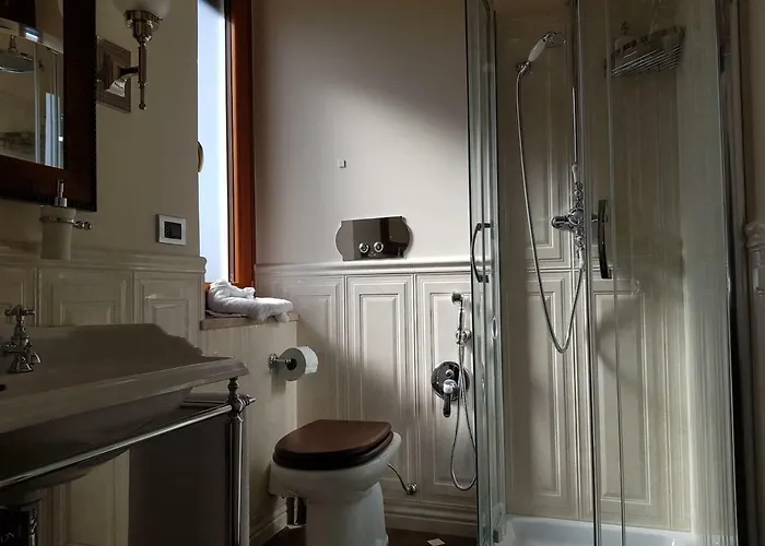 Regal House Navigatori 23 4* Roma